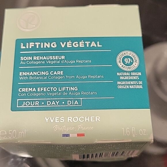 YVES Rocher, Lefting Vegetal,day cream - Picture 2 of 5